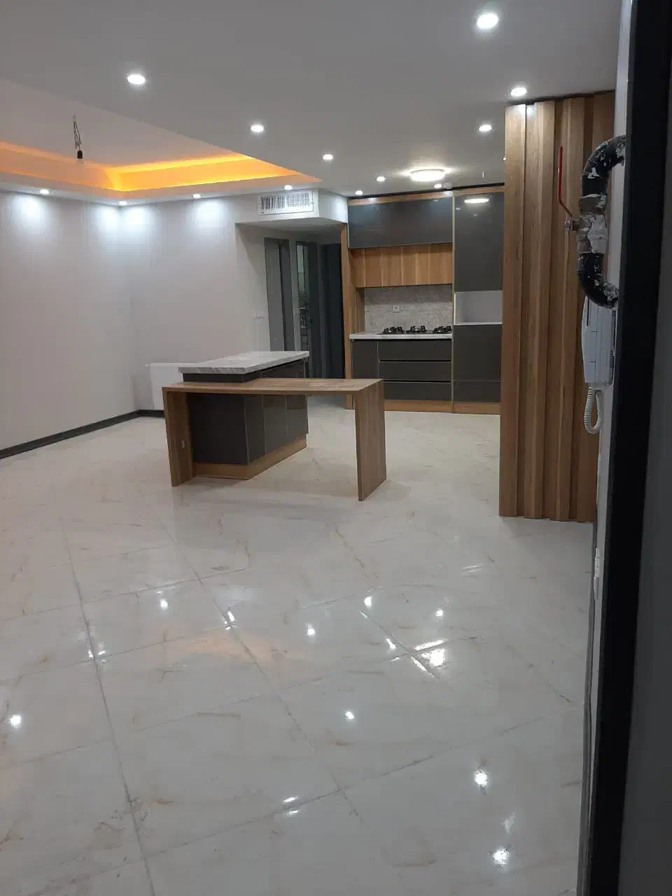 آپارتمان ۸۵ متری فول امکانات|اجارهٔ آپارتمان|کرج, شهرک احمدیه|دیوار