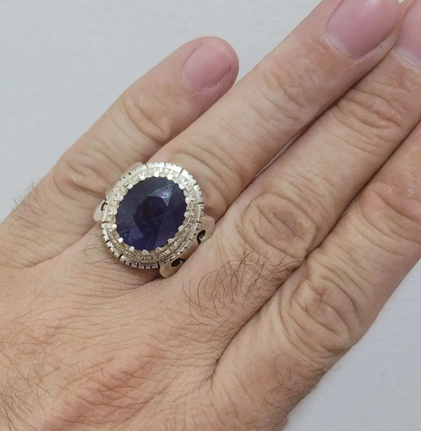 فروش انگشتریاقوت کبود|کلکسیون اشیاء عتیقه|بناب, |دیوار