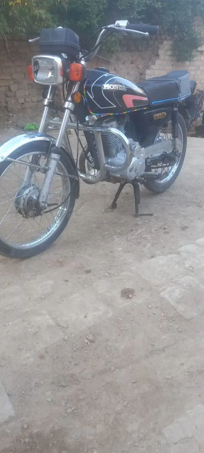 ۱۲۵ ۵ دنده استارتی فنی وسالم|موتورسیکلت|زرندیه, |دیوار