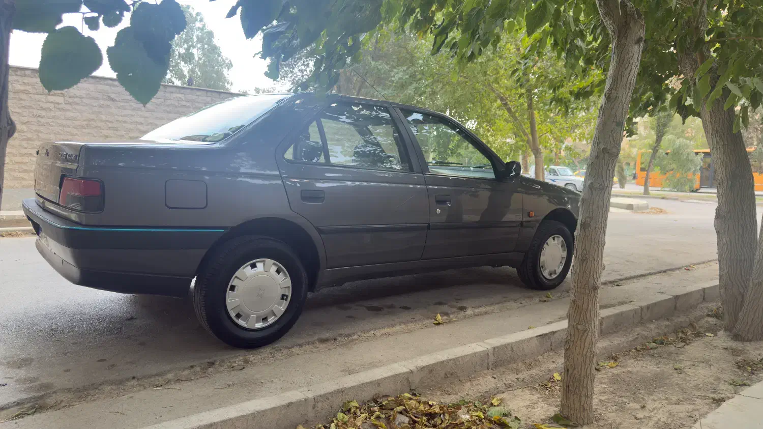 پژو405|خودرو سواری و وانت|اصفهان, برازنده|دیوار