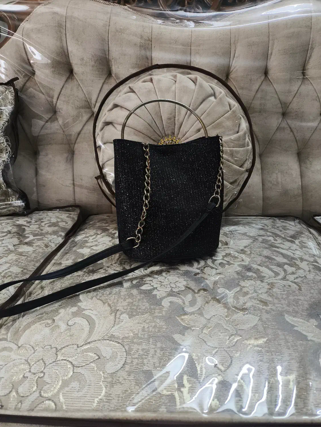 کیف|کیف، کفش، کمربند|فلاورجان, |دیوار