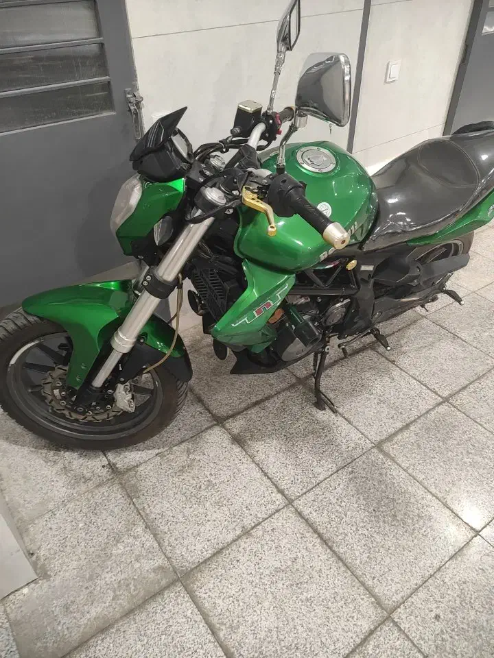 بنلی 300 جفت سیلندر|موتورسیکلت|همدان, |دیوار