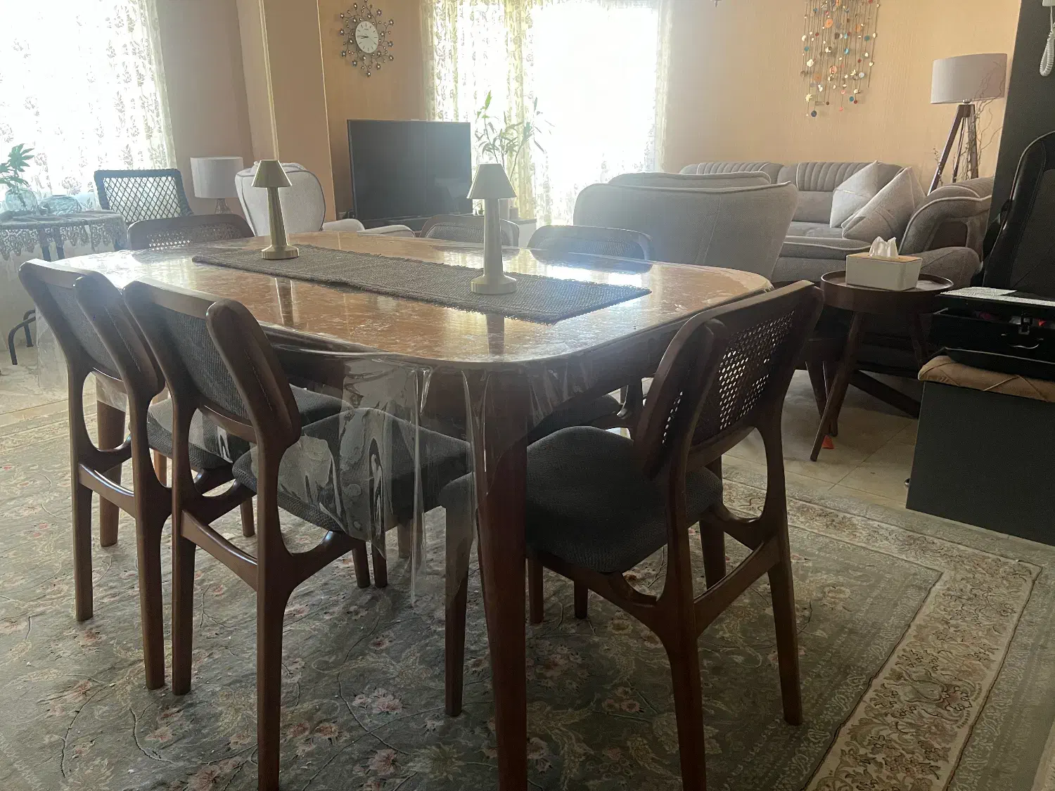 مبل طرح چستر با چوب راش نو|مبلمان خانگی و میز عسلی|کیش, |دیوار