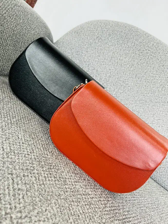 کیف|کیف، کفش، کمربند|لنگرود, |دیوار