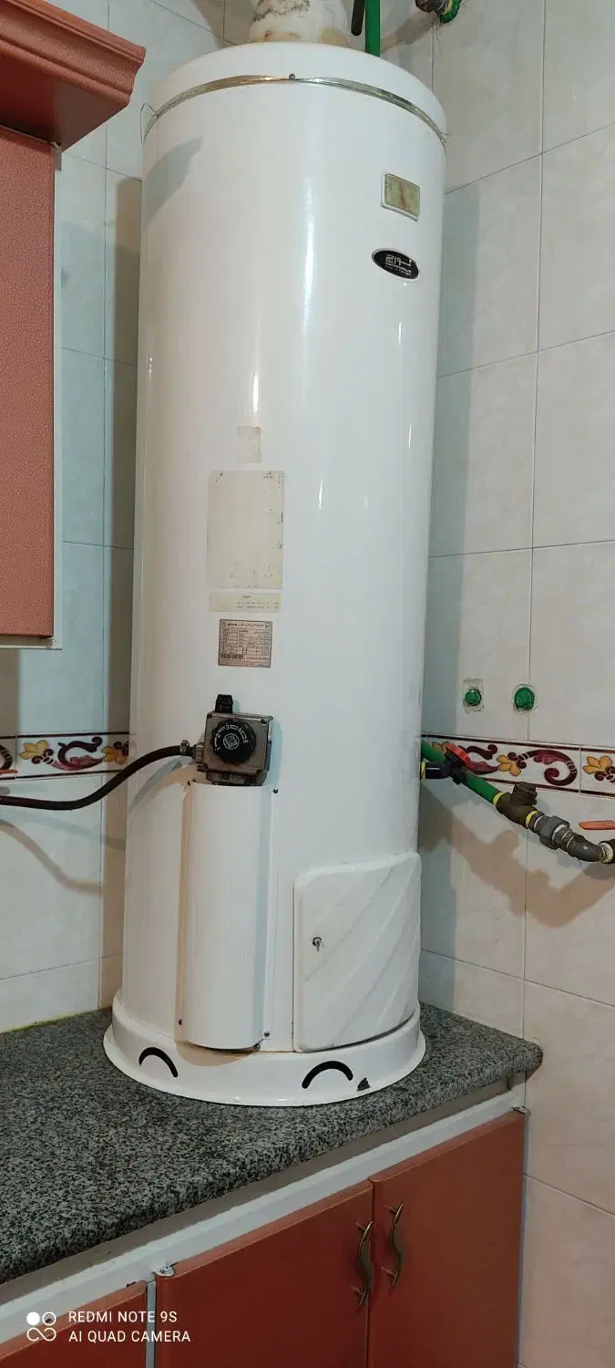آبگرمکن|آبگرمکن، پکیج، شوفاژ|مرودشت, بیست متری بیمارستان|دیوار
