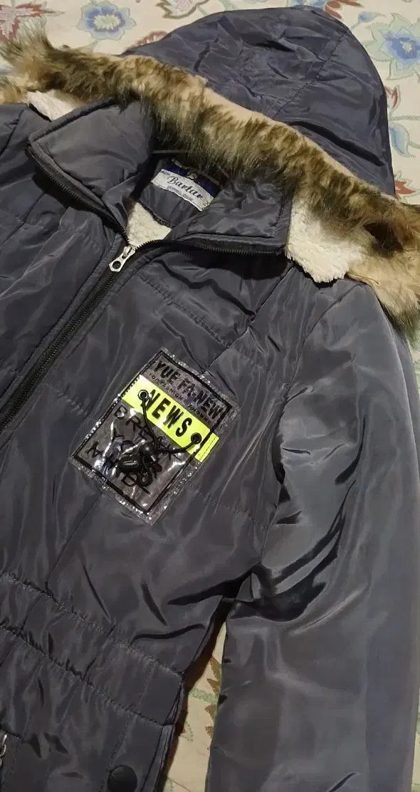 کاپشن زنانه|لباس|فومن, |دیوار