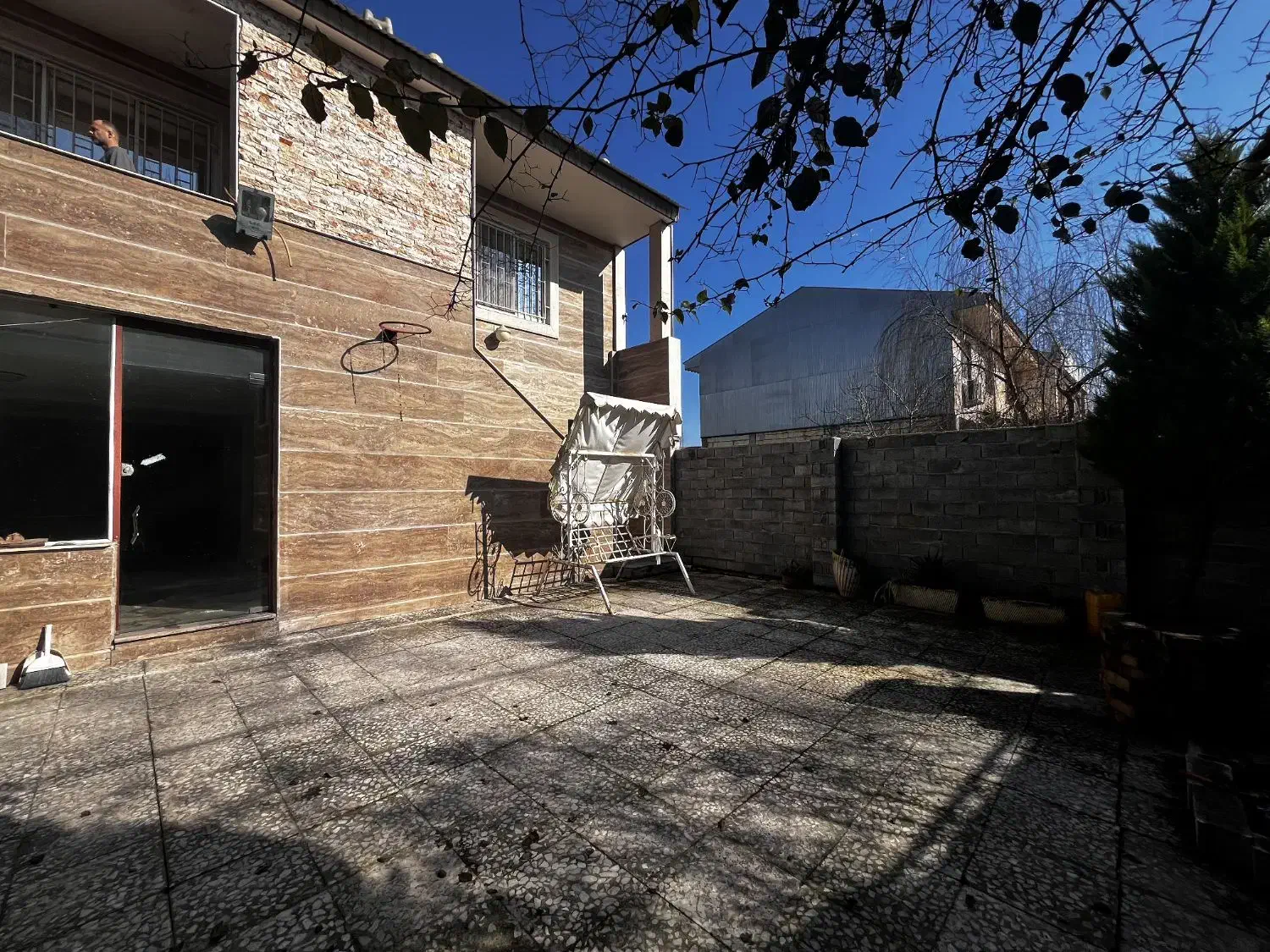 ویلایی ۲۰۰ متری مرکز شهر سند تک برگ|فروش خانه و ویلا|کیاشهر, |دیوار