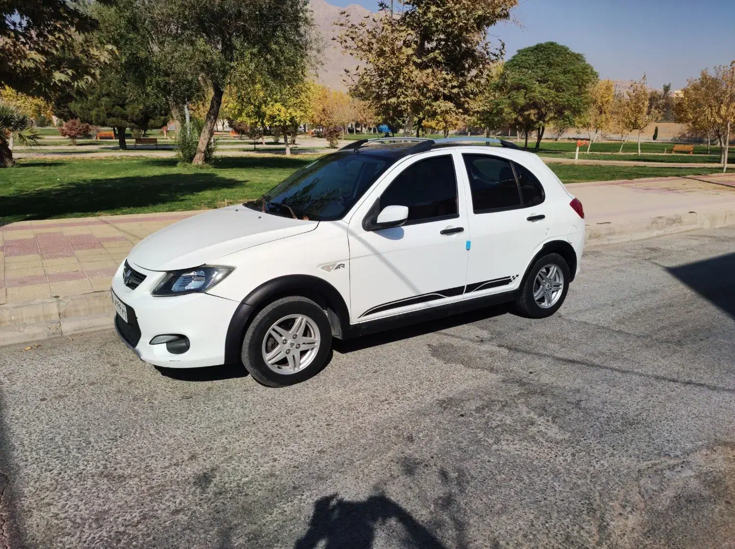 کوییک 1401|خودرو سواری و وانت|خرمآباد, |دیوار