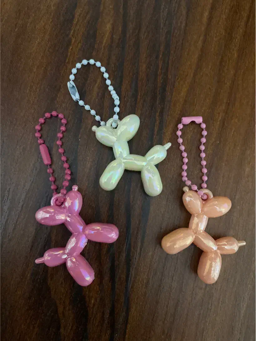 چارم ، آویز، سگ بادکنکی ابنباتی|اسباببازی|تبریز, |دیوار