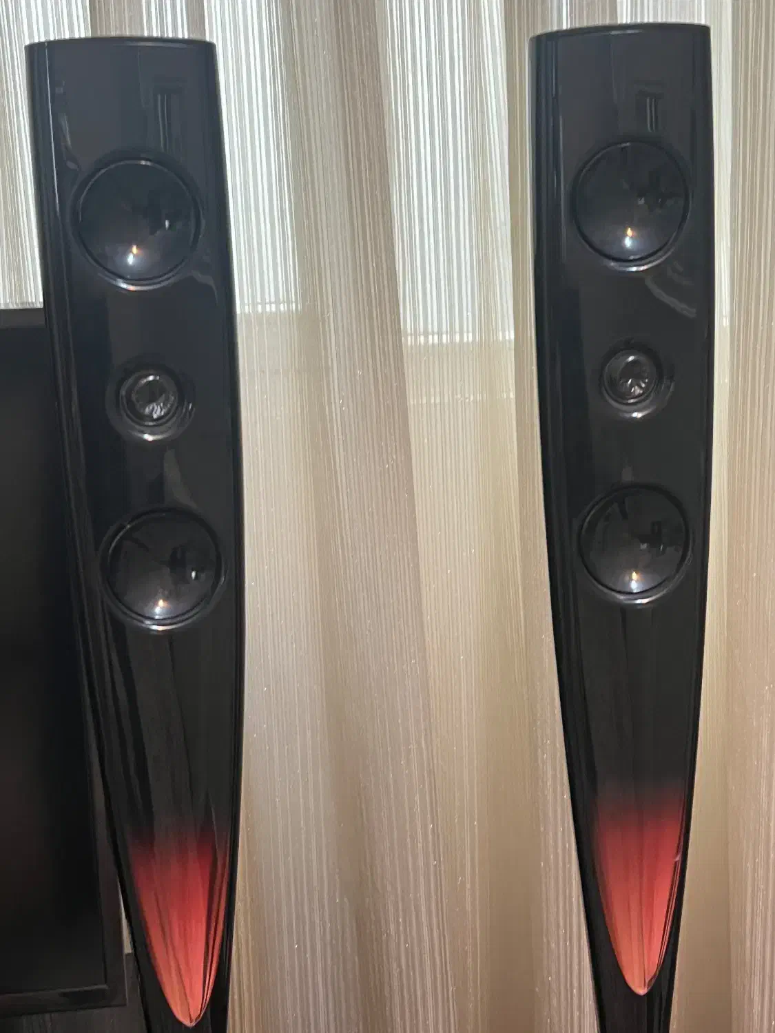 تلوزیون ال جی به همراه سینما خانواده و میزتلوزیون|سیستم صوتی خانگی|تهران, قیام|دیوار