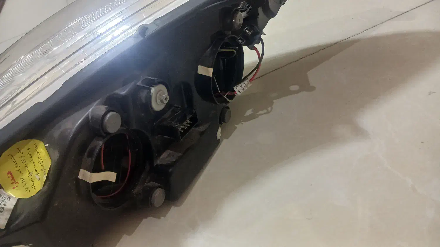 چراغ کروز شکسته۲۰۷ شاگرد|قطعات یدکی و لوازم جانبی|کرج, آق تپه|دیوار