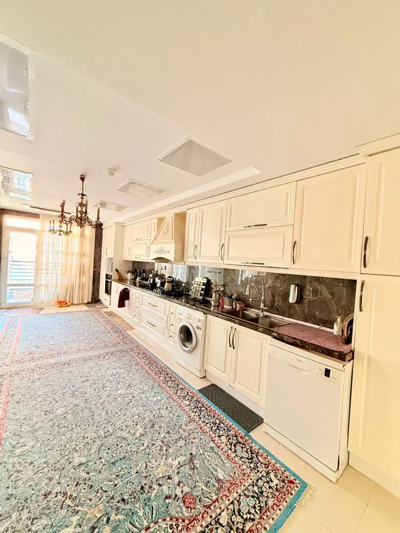 ۲۱۰ متر ، ۴ خواب مستر ،۲ پارکینگ|فروش آپارتمان|تهران, دریاچه شهدای خلیج فارس|دیوار