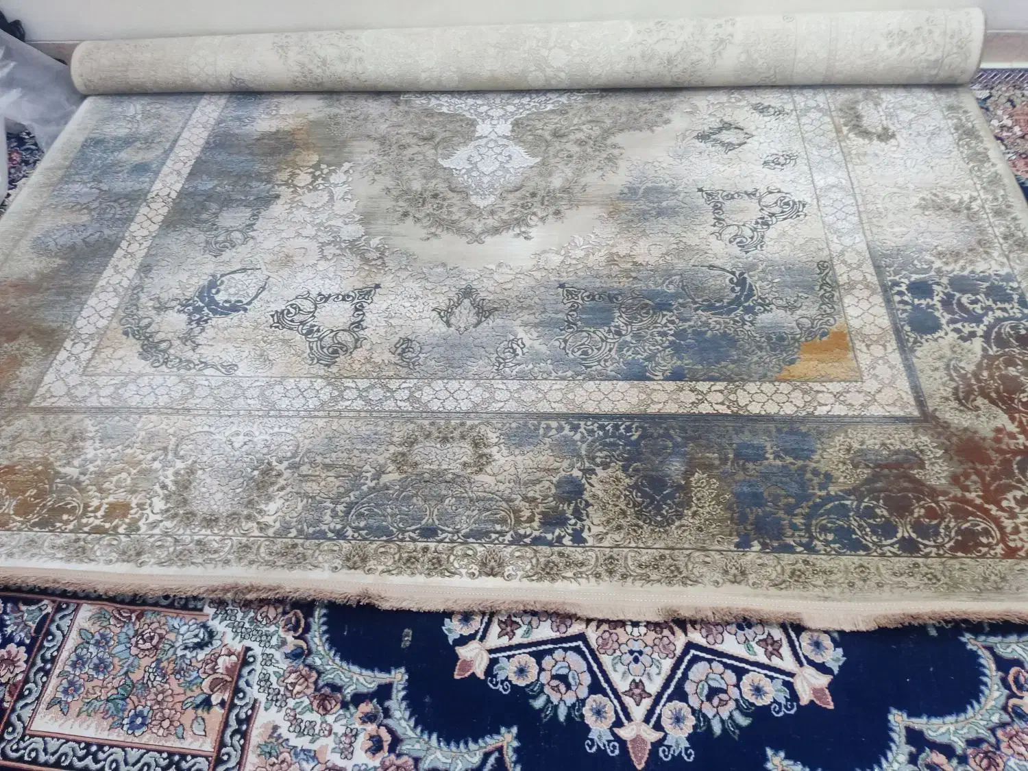 قالی نو|فرش|یزد, |دیوار