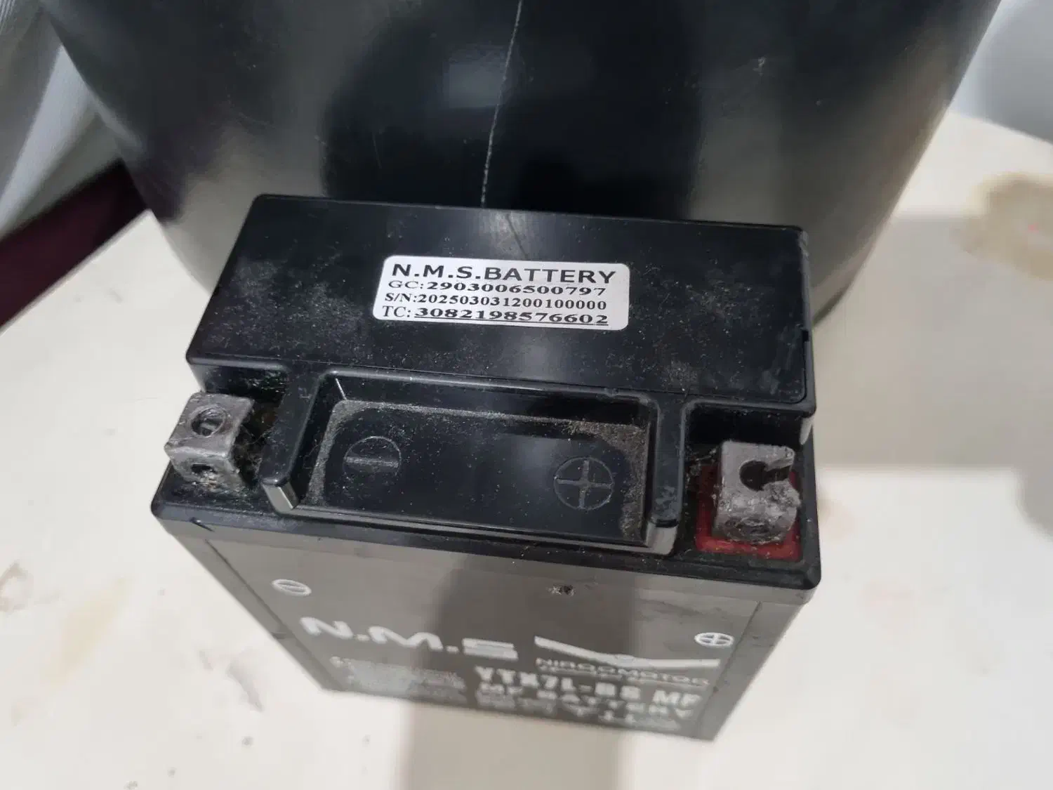 باتری|قطعات یدکی و لوازم جانبی|دماوند, گیلاوند|دیوار