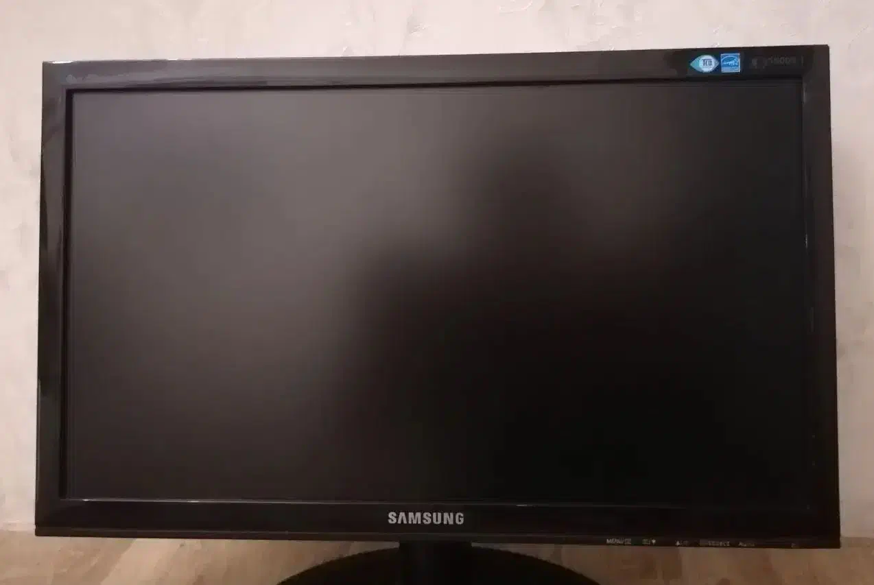 فروش مانیتور از 15 تا 20 اینچ|قطعات و لوازم جانبی رایانه|تبریز, |دیوار