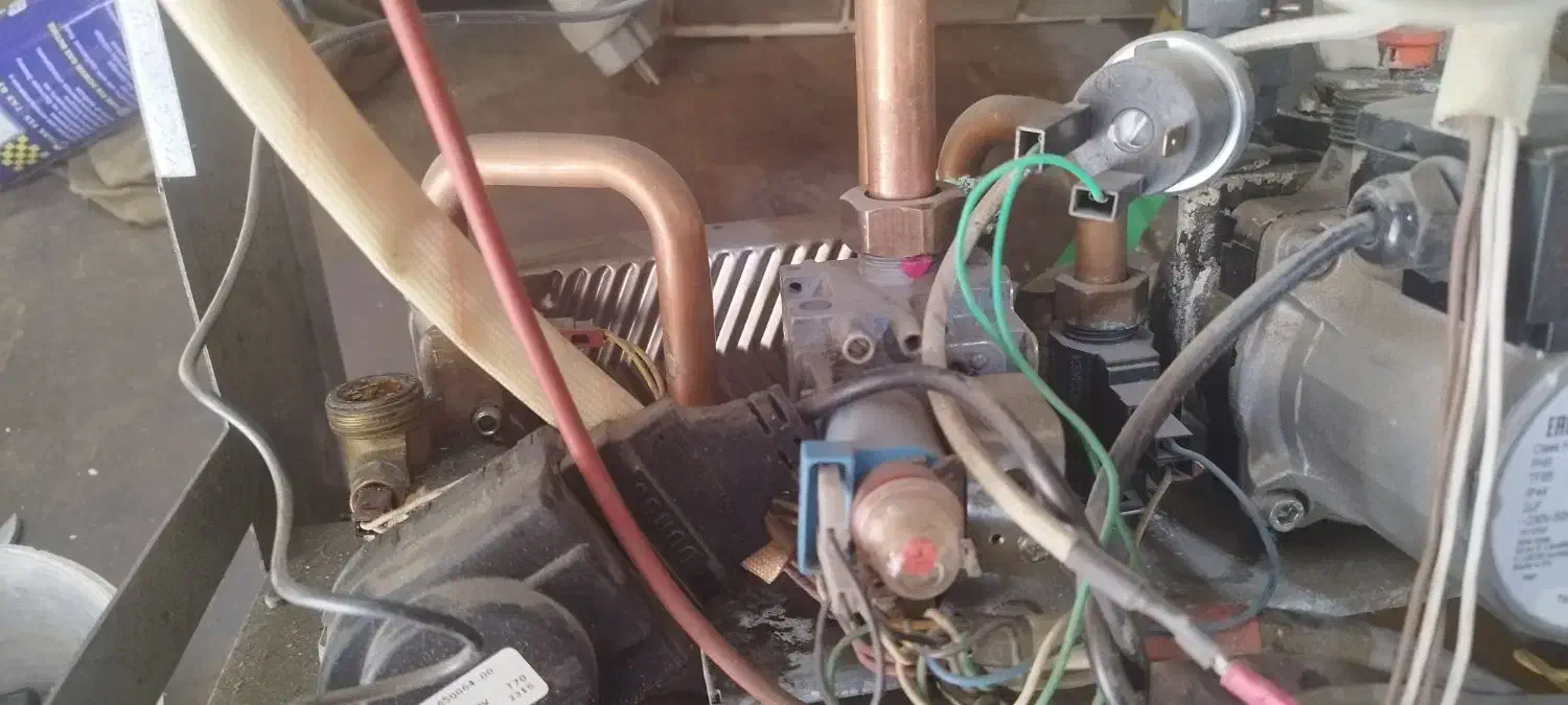 تعمیر پکیج و آبگرمکن و بخاری با ضمانت و قیمت مناسب|خدمات پیشه و مهارت|پاکدشت, پاکدشت (مامازند)|دیوار