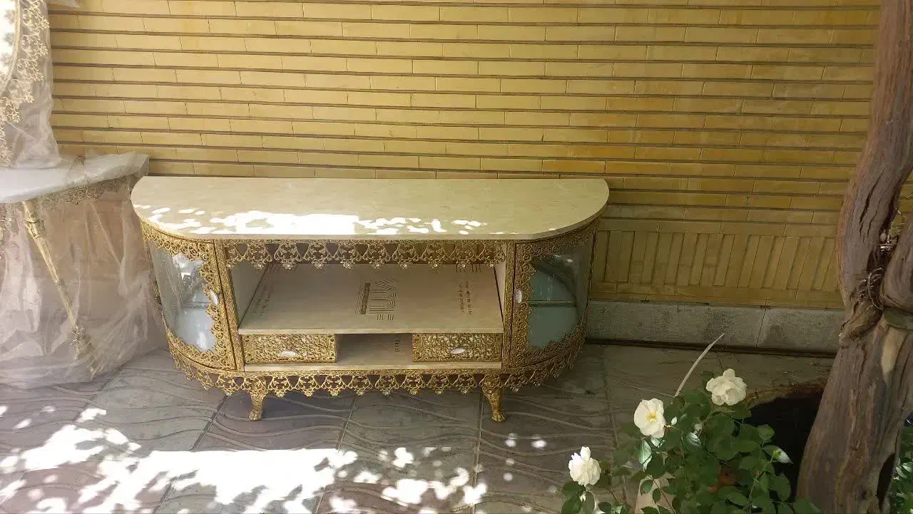 خرید و فروش انواع لوازم برنزی و برنجی اینه شمدان|آینه|اراک, |دیوار