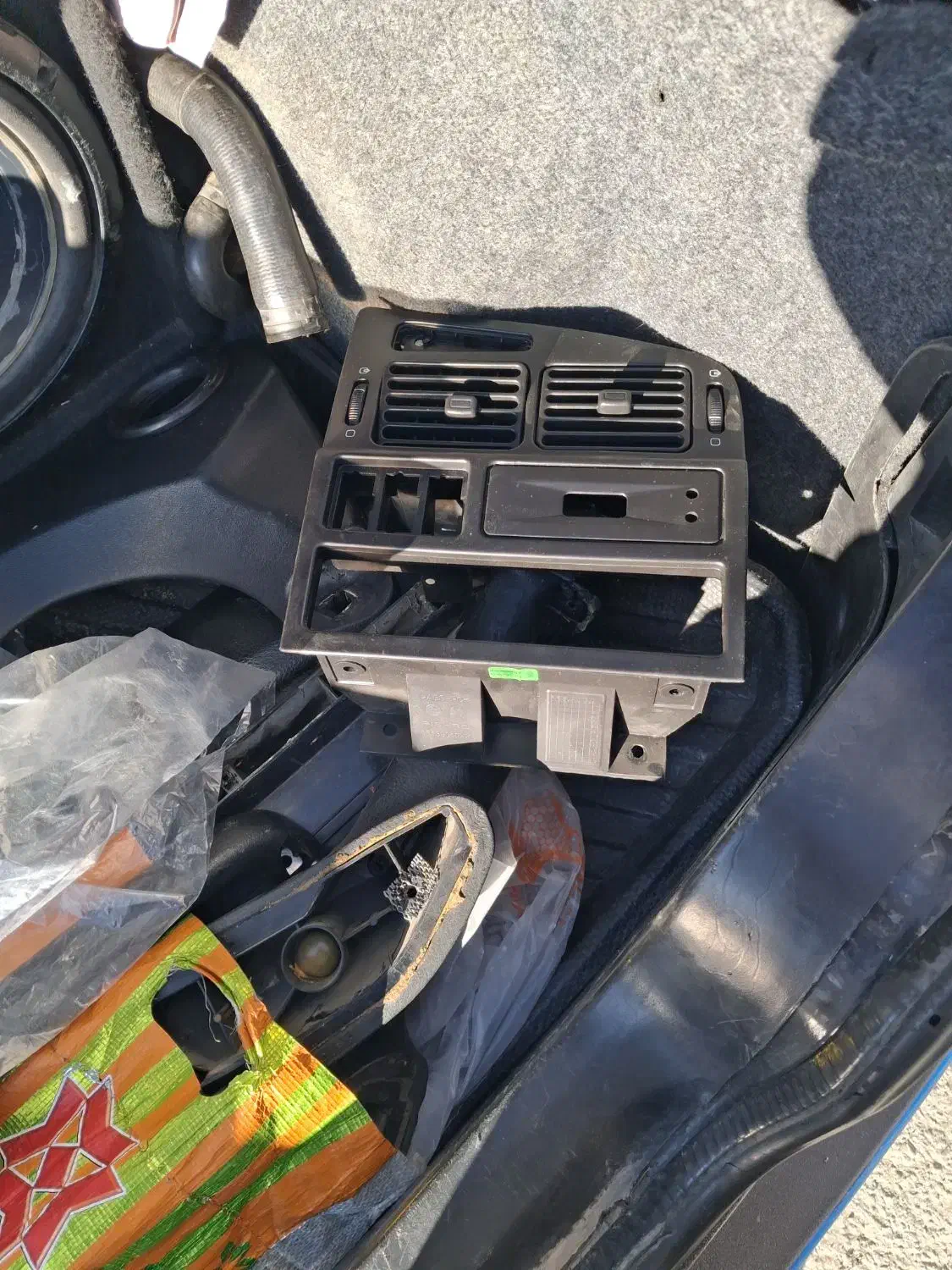 وسایل خودرو|قطعات یدکی و لوازم جانبی|سنندج, |دیوار