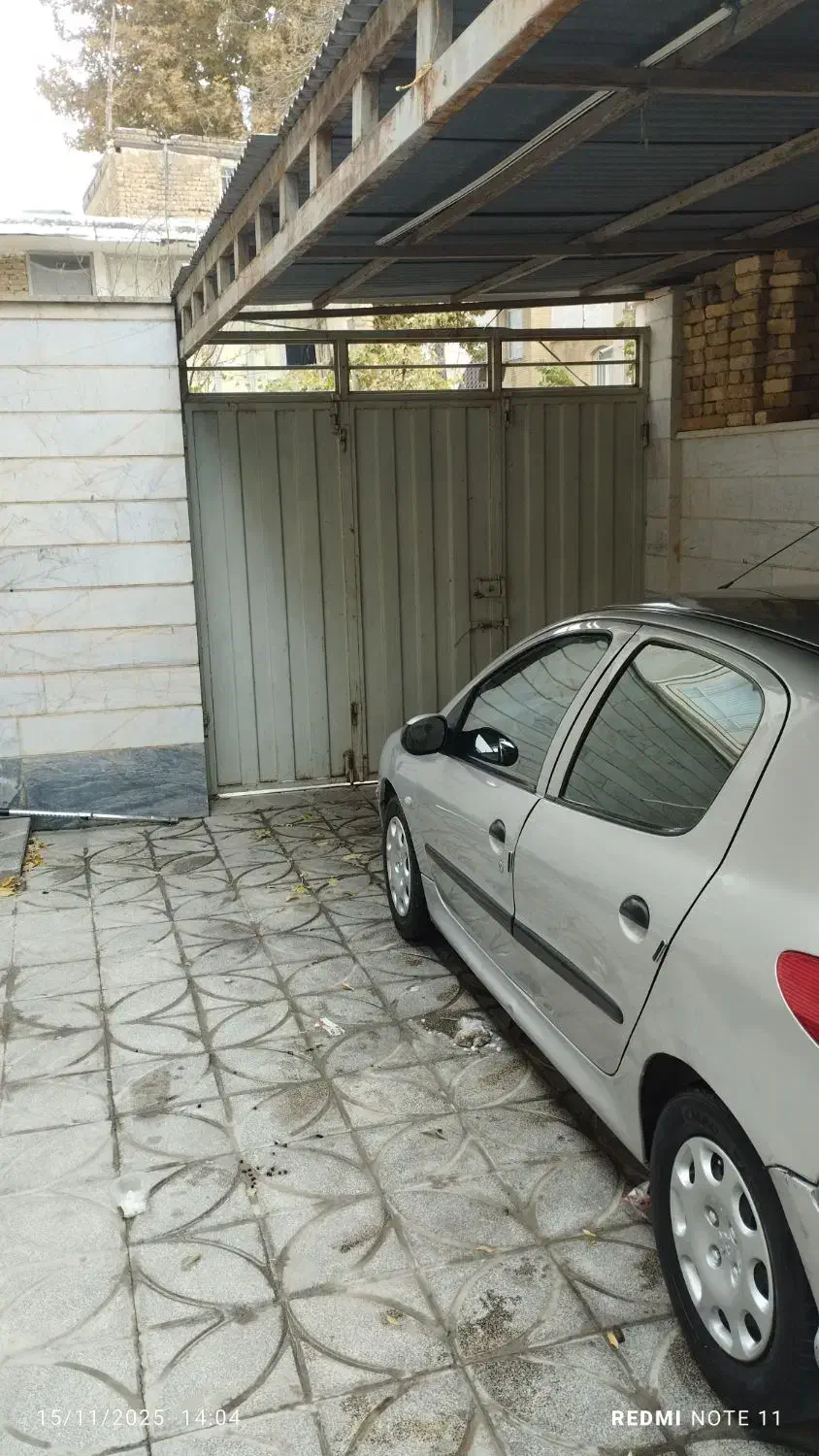 206 بدون آفتاب سوختگی سالم|خودرو سواری و وانت|ملایر, |دیوار