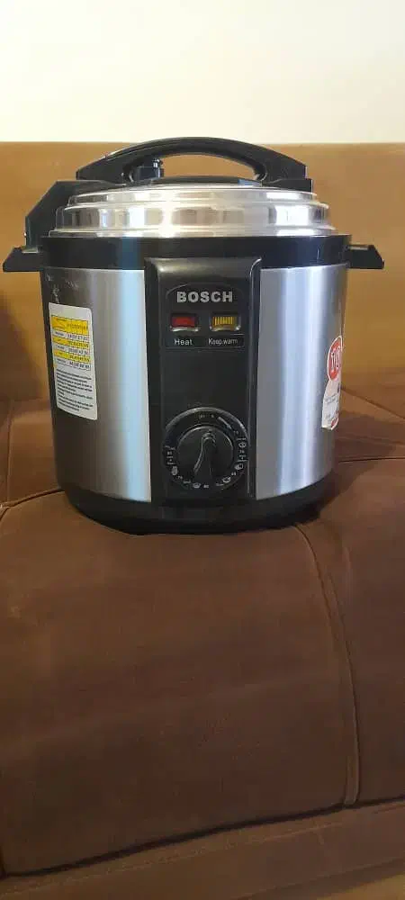 پلوپز..غذا ساز ۱۰ کاره..مارک بوش کاملا آکبند|خردکن، آسیاب، غذاساز|خوی, |دیوار