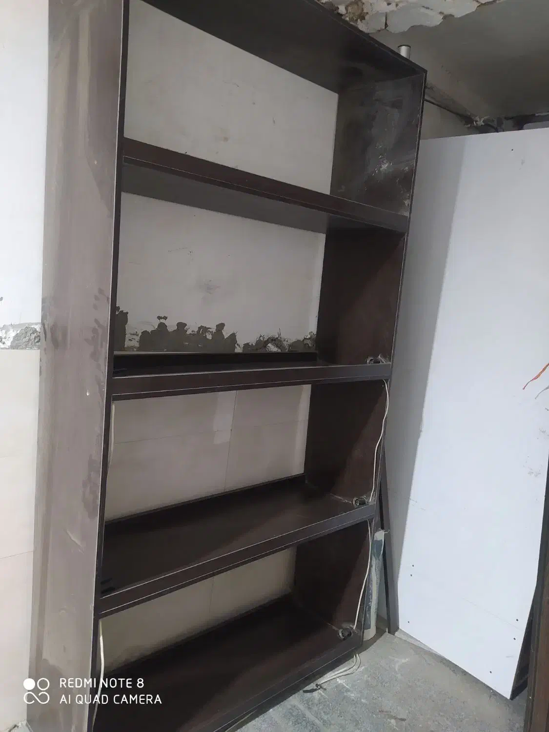 قفسه|کتابخانه، شلف، قفسه‌های دیواری|گالیکش, |دیوار