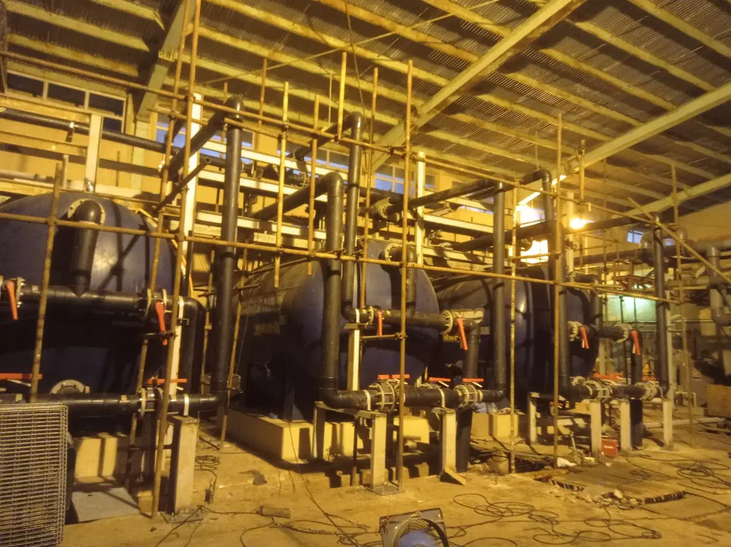 تاسیسات ساختمانی|خدمات پیشه و مهارت|کیش, |دیوار