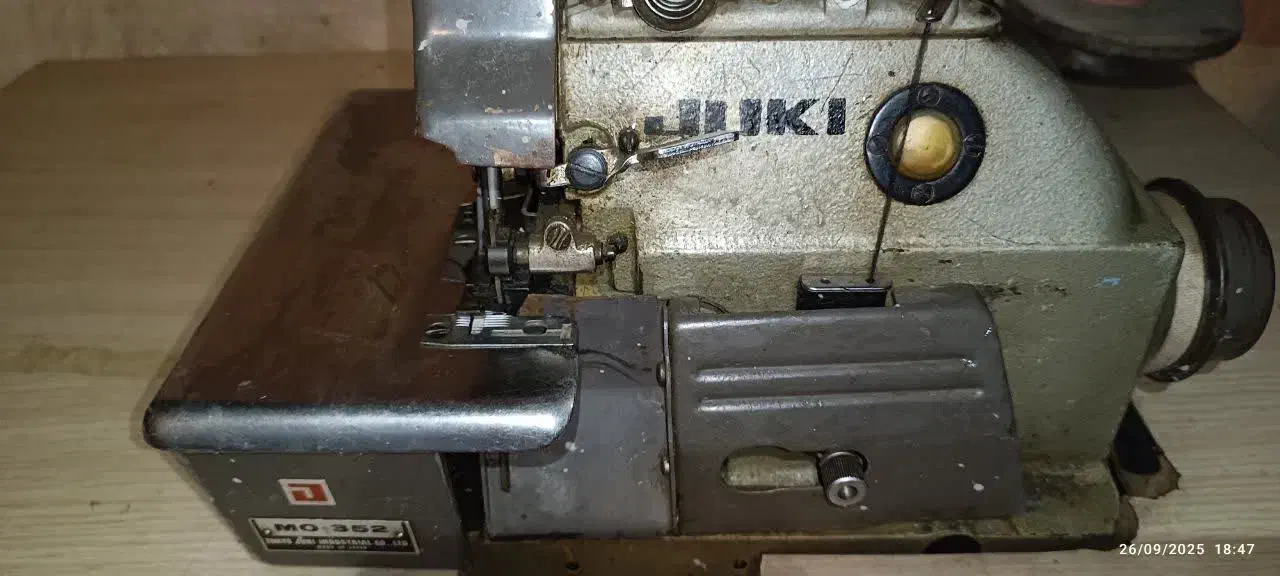 چرخ زیگزال ۳نخ مارک ژوکی اصل ژاپن|چرخ خیاطی و ریسندگی|بهارستان, |دیوار