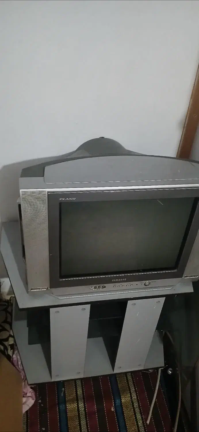 تلویزیون 24سامسونگ با کنترل میز فروش فوری|تلویزیون و پروژکتور|رودبار, |دیوار