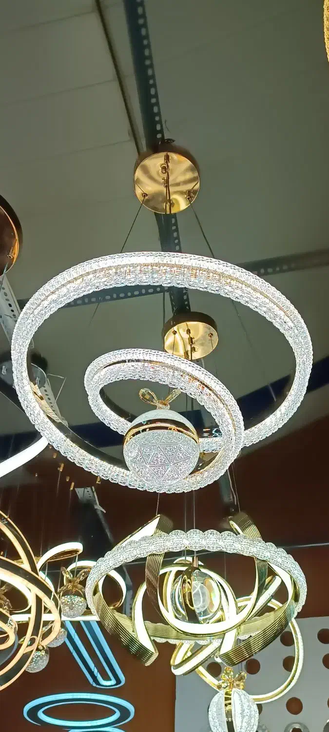 لوستر مدرن با مناسب ترین قیمت|لوستر و چراغ آویز|اصفهان, بیدآباد|دیوار