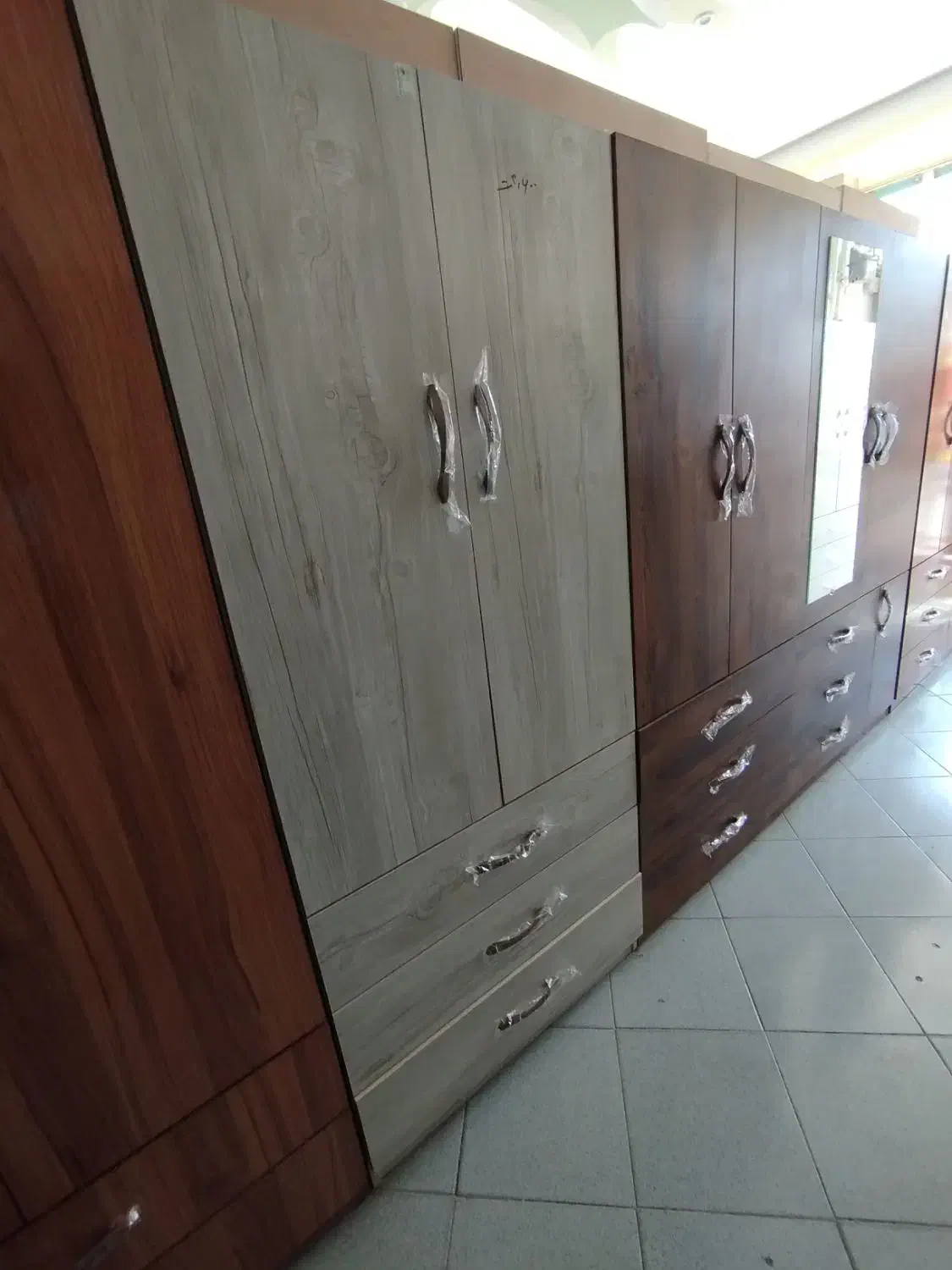 کمد لباس دو درب / کمد بزرگ /دراور کشو دار|جاکفشی، کمد، دراور|اصفهان, لاله|دیوار