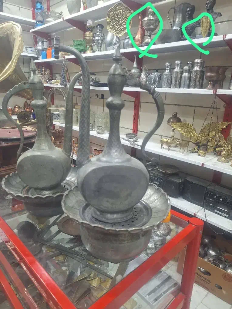 اجناس قدیمی وتزئینی|کلکسیون اشیاء عتیقه|یزد, |دیوار