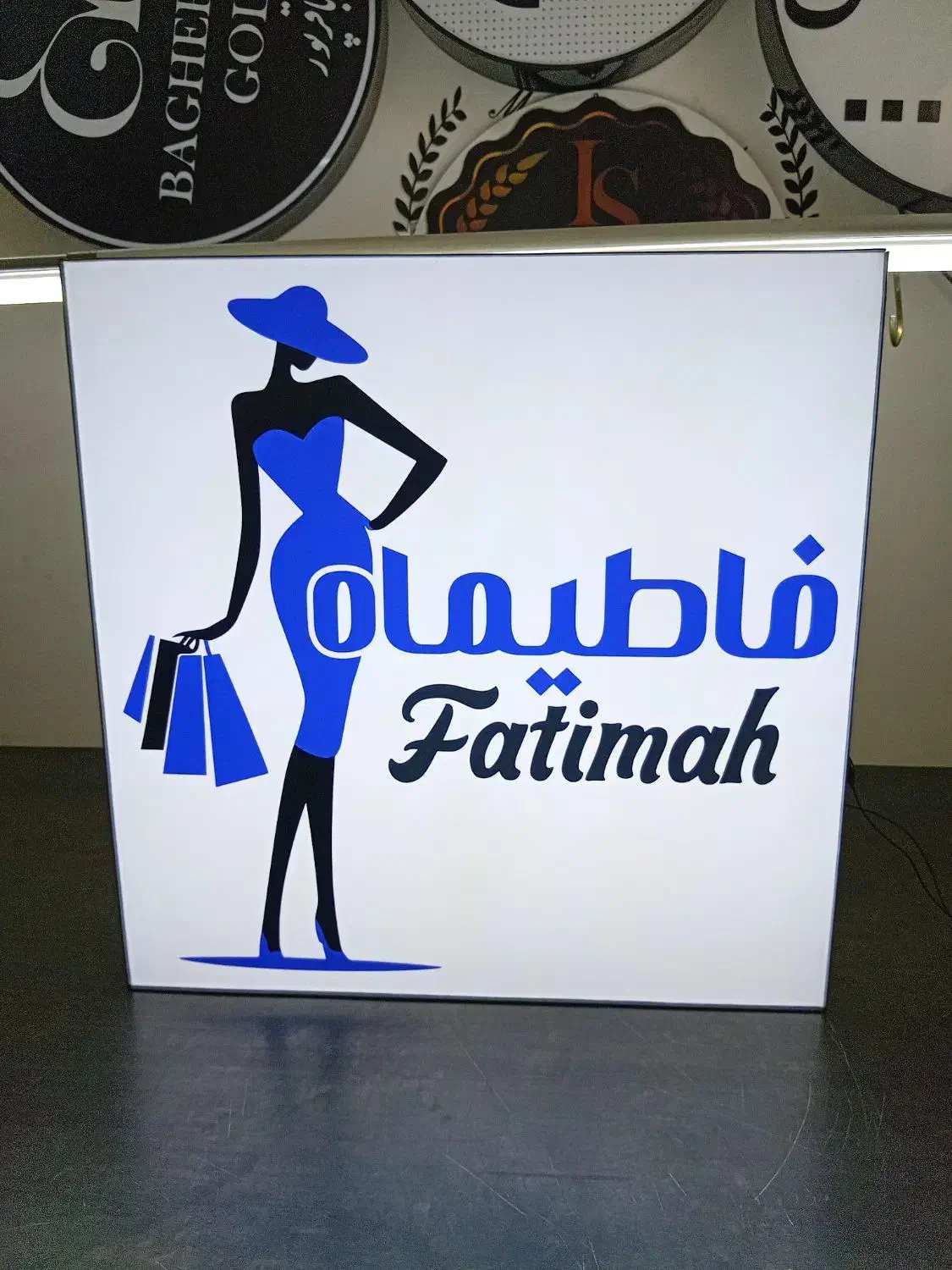 تابلو لایت باکس مربع تابلو سازی بک لایت|خدمات پیشه و مهارت|تهران, هاشمآباد|دیوار