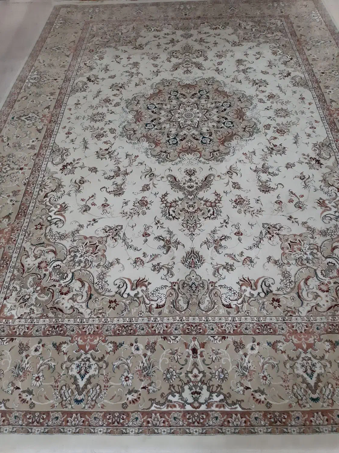 فرش مشهد|فرش|قدس, شهر‌قدس|دیوار