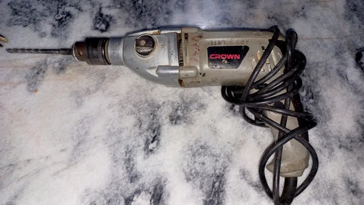 دلر چشی کرون|ابزارآلات|گناباد, |دیوار