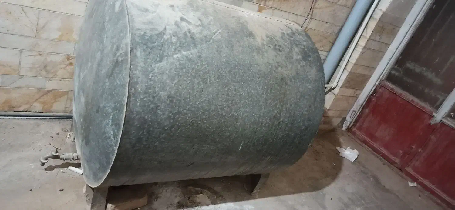 منبع آب فلزی|مصالح و تجهیزات ساختمان|سیرجان, |دیوار