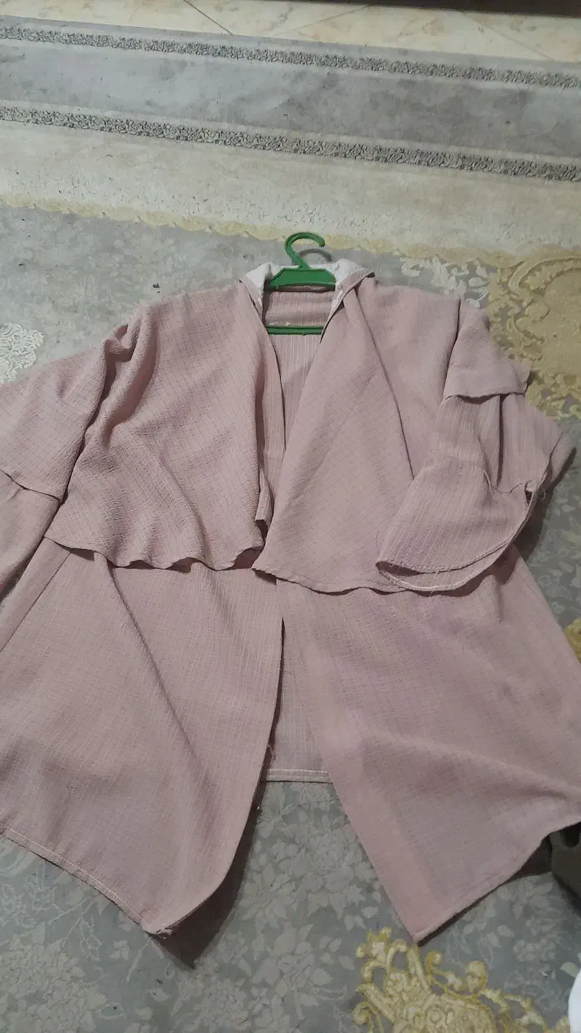 ۳عدد مانتو دانه ای ۱۰۰|لباس|رشت, معلولین|دیوار