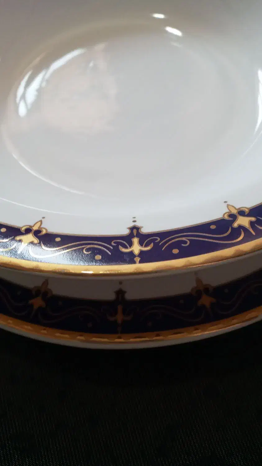 تعدادی ظرف|ظروف سرو و پذیرایی|اردبیل, |دیوار