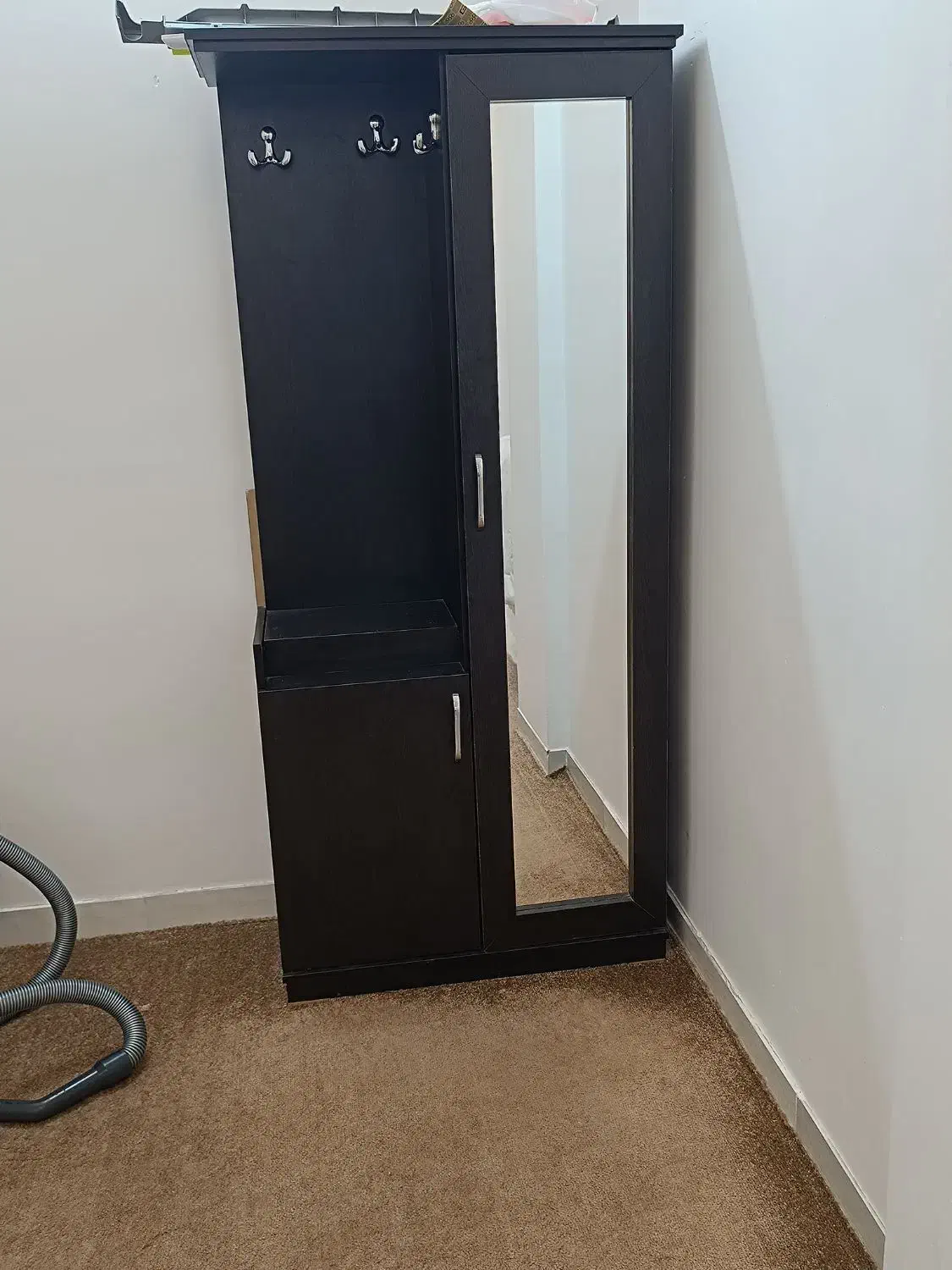 کمد جاکفشی|جاکفشی، کمد، دراور|جهرم, |دیوار