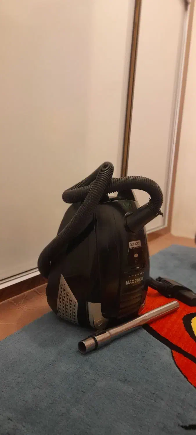 لباسشویی وجاروبرقی درحد|ماشین لباسشویی و خشککن لباس|سلماس, |دیوار