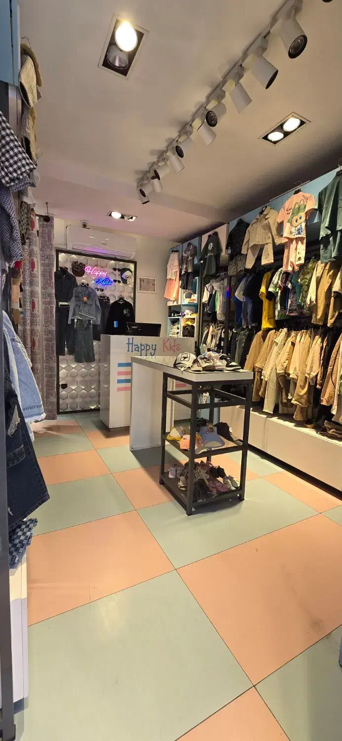 استخدام فروشنده لباس کودک خانم حقوق بالا|استخدام بازاریابی و فروش|تهران, فردوس|دیوار