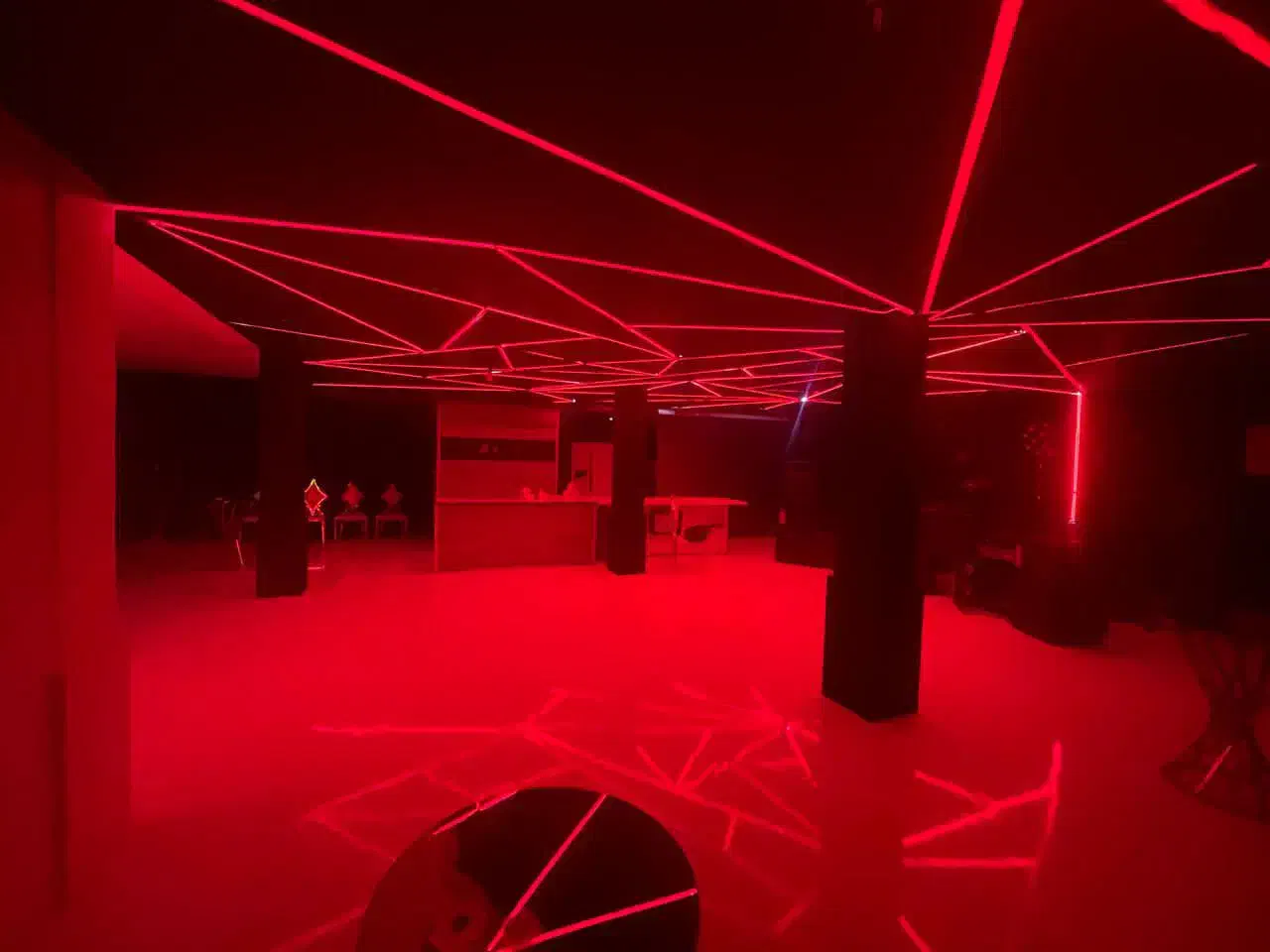 ویلا باغ استخر آب گرم حرفه ای لوکس مهمانی و تولد|اجارهٔ کوتاهمدت ویلا و باغ|تهران, دهکده المپیک|دیوار