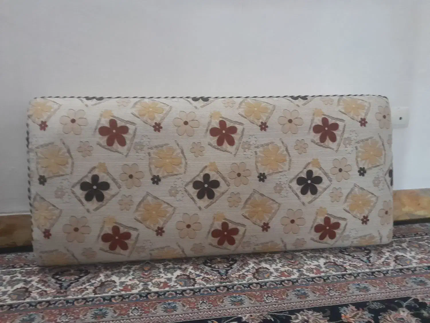 پشتی ترک اصل|پشتی|خرمآباد, |دیوار