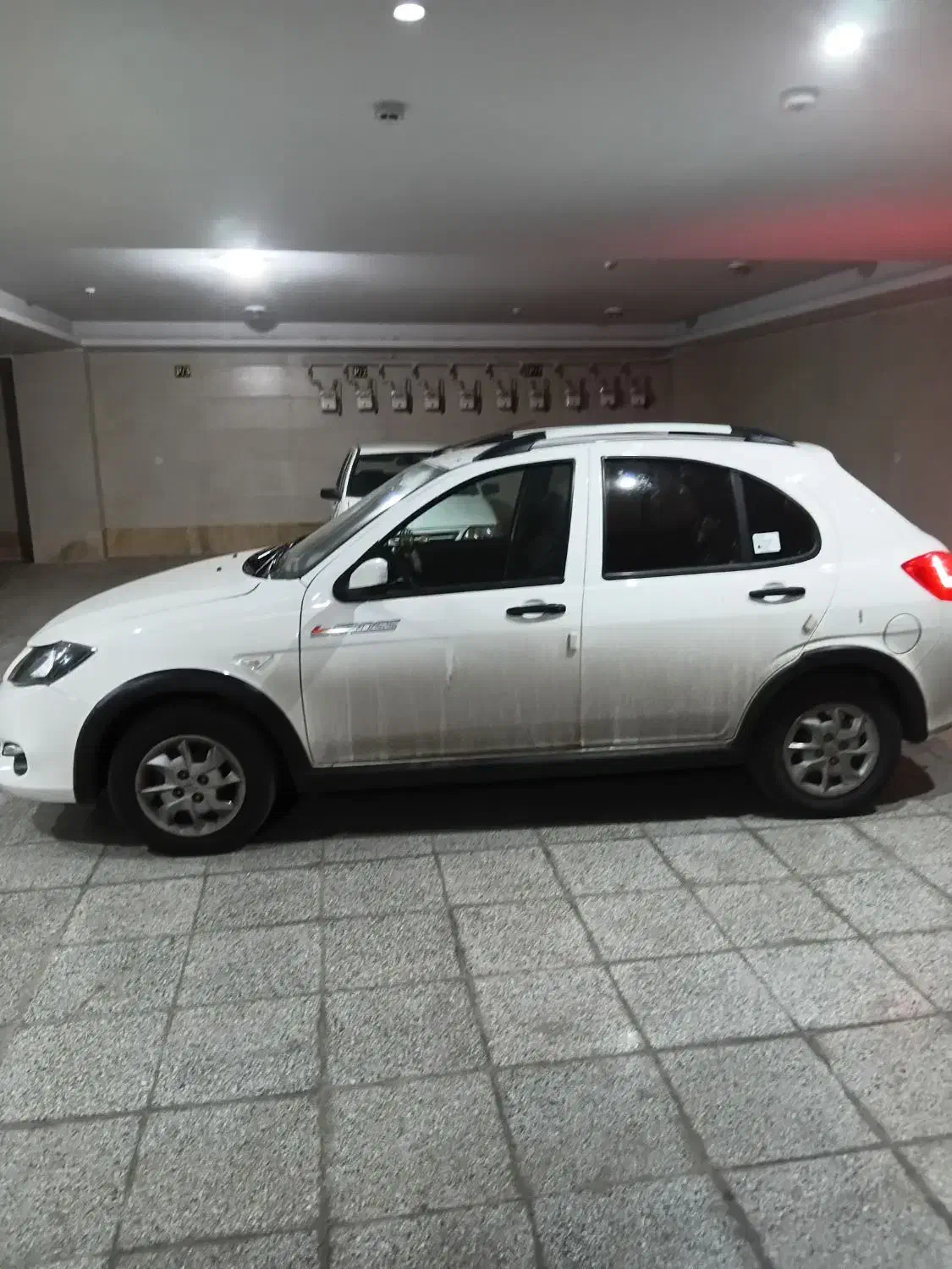 کوئیک ساده|خودرو سواری و وانت|هشتگرد, شهرک بعثت|دیوار