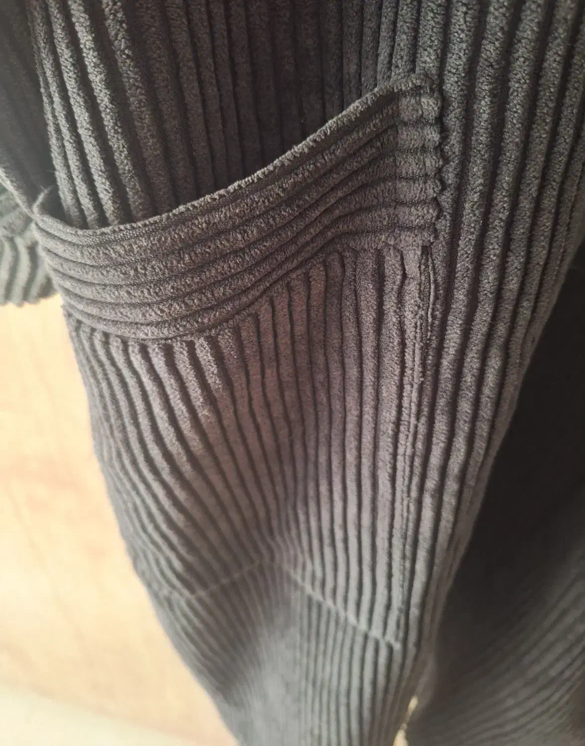 مانتو کبریتی مناسب فصل|لباس|ابهر, |دیوار