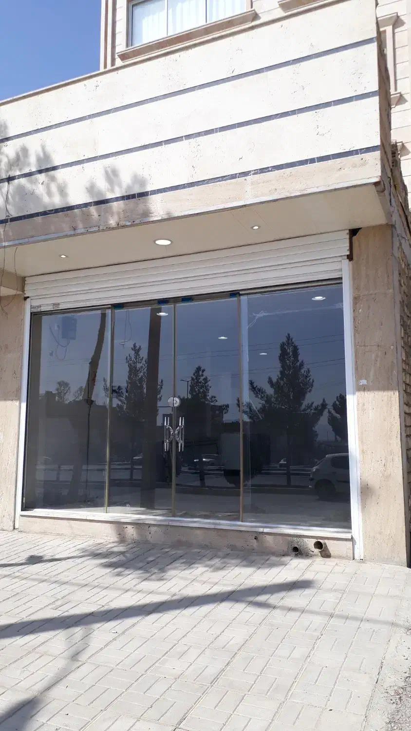 فروش یا اجاره مغازه بر عموشاهی|فروش مغازه و غرفه|خمینی‌شهر, |دیوار