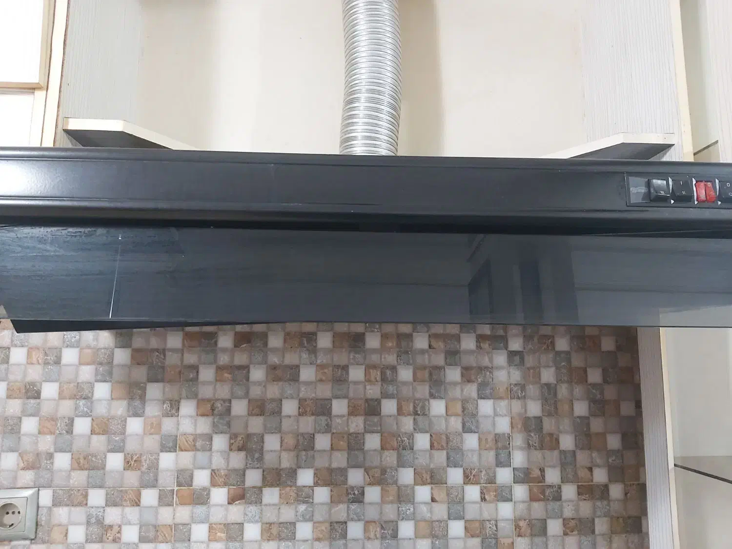 هود|هود|رشت, پاره بیجار|دیوار