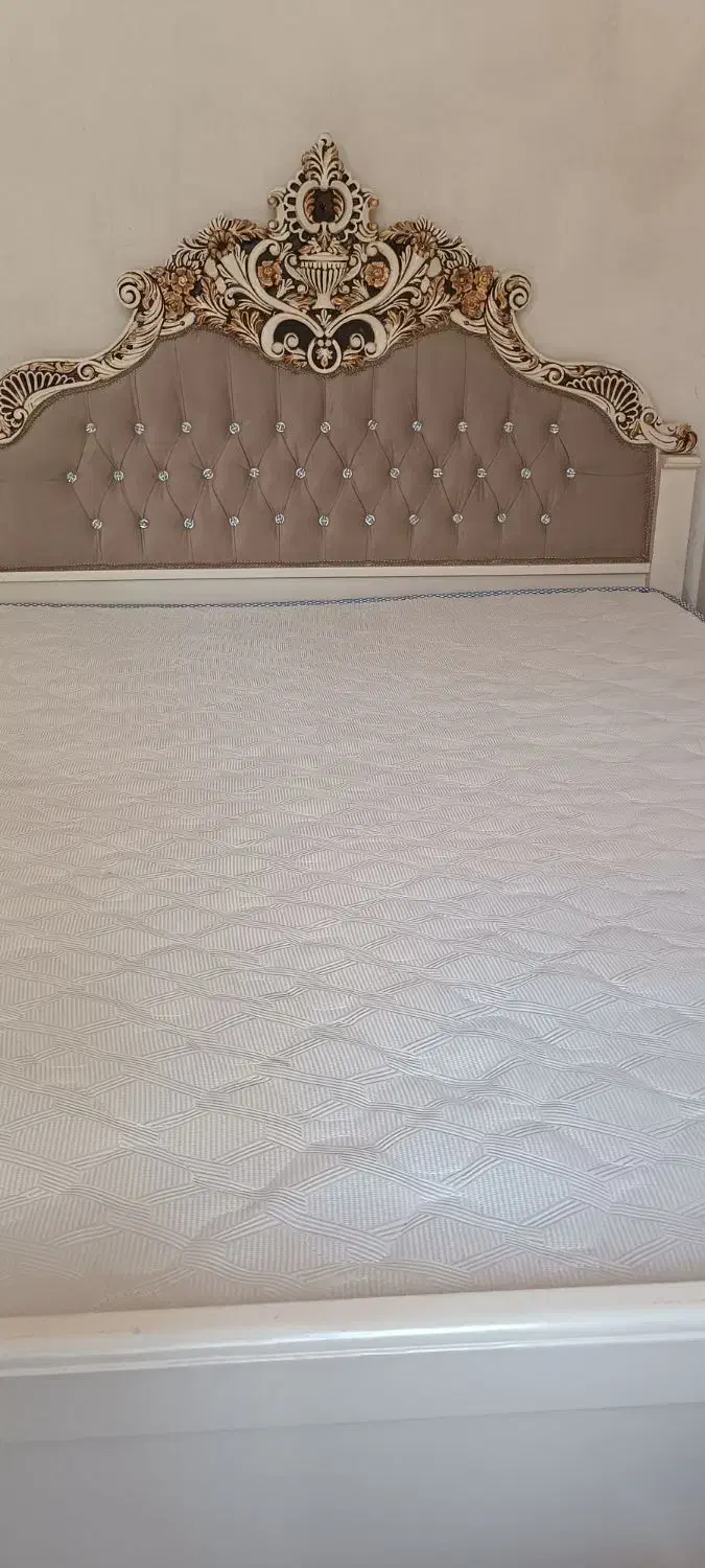 سرویس خواب کامل دو نفره چوبی|تخت و سرویس خواب|مراغه, |دیوار