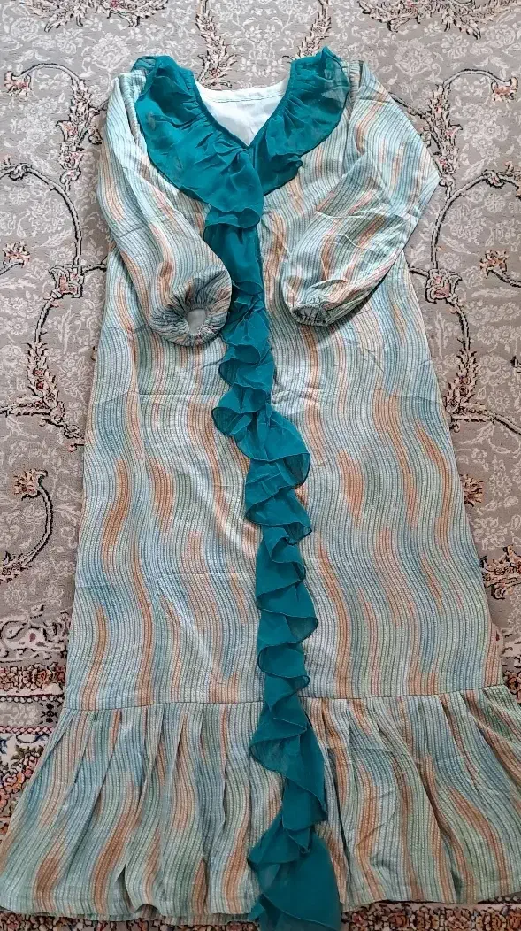 ساحلی اکبند|لباس|کرمانشاه, |دیوار