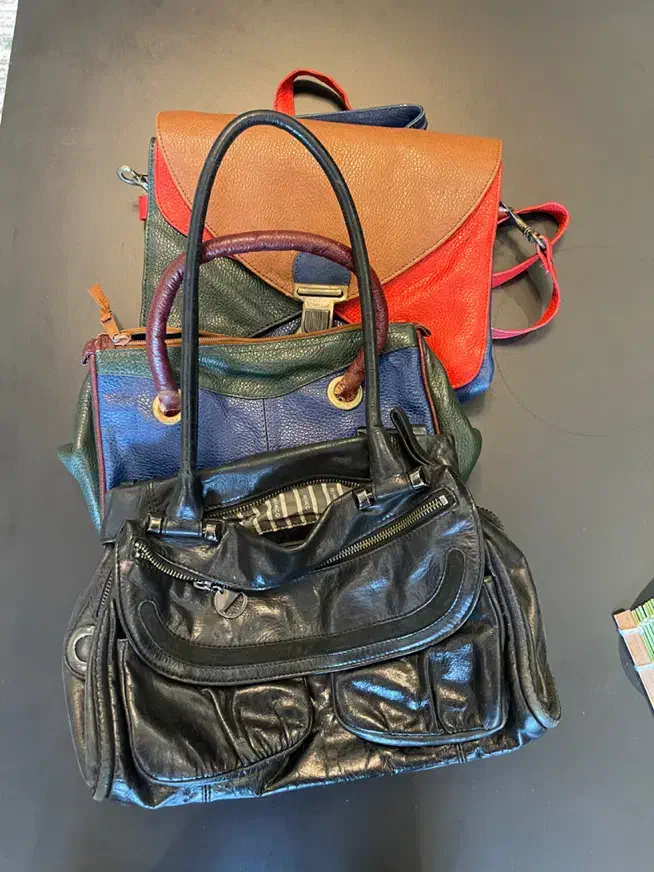 ۳عدد کیف آلمانیGumby|کیف، کفش، کمربند|بابلسر, |دیوار