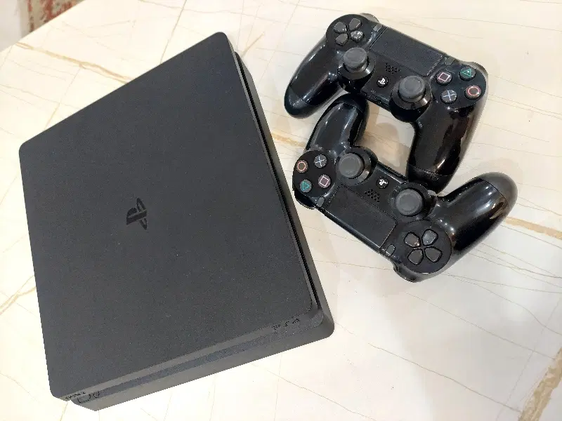 ps4 slim|کنسول، بازی ویدئویی و آنلاین|تهران, شارق|دیوار